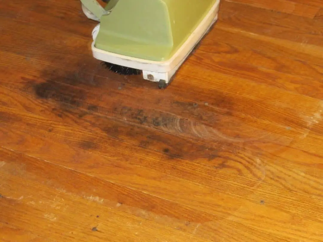 How to Remove Black Spots on Hardwood Floor