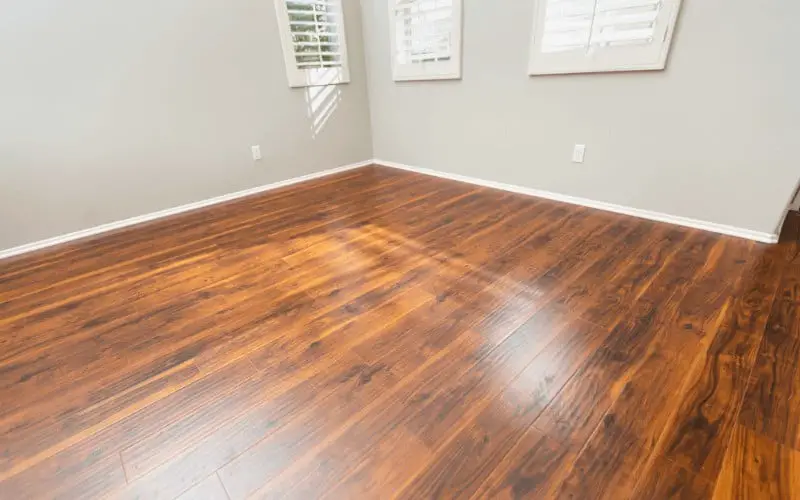Shiny Laminate floor