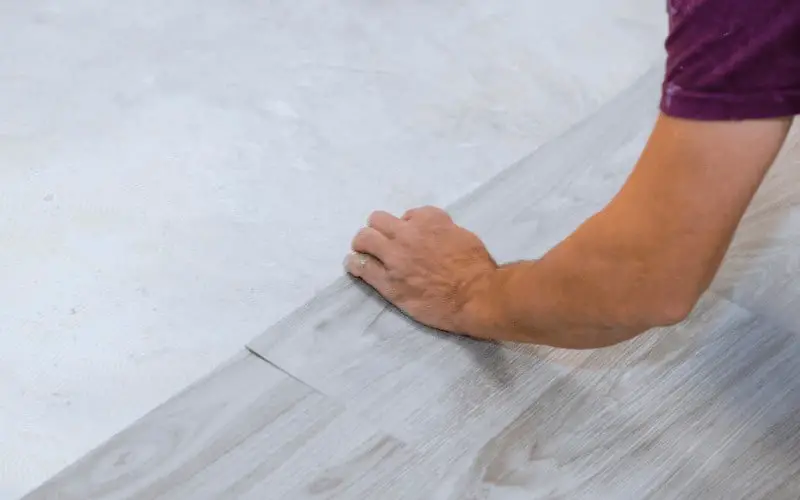 How Easy is it To Lay Vinyl Floor Tile