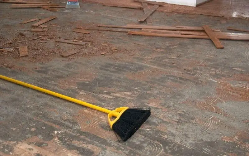 how to clean old wooden floorboards