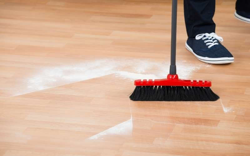 How to clean diatomaceous earth from hardwood floor