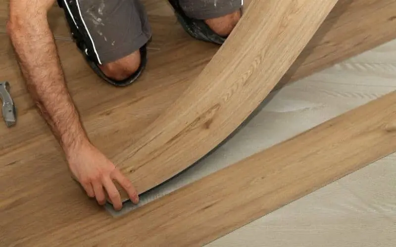 can you lay vinyl floor over tile