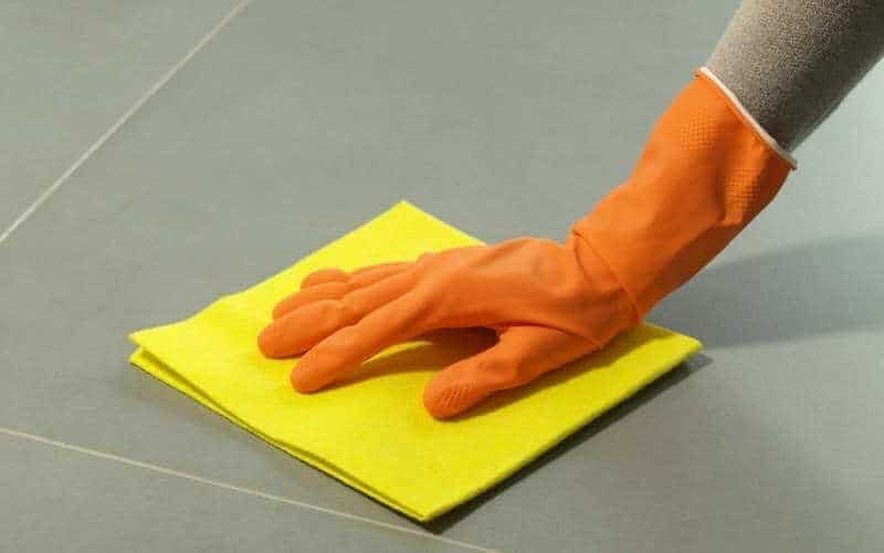 can you use a carpet cleaner on tile floors