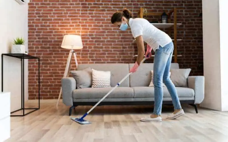 cleaning-with-bona-power-plus-hardwood-floor-cleaner
