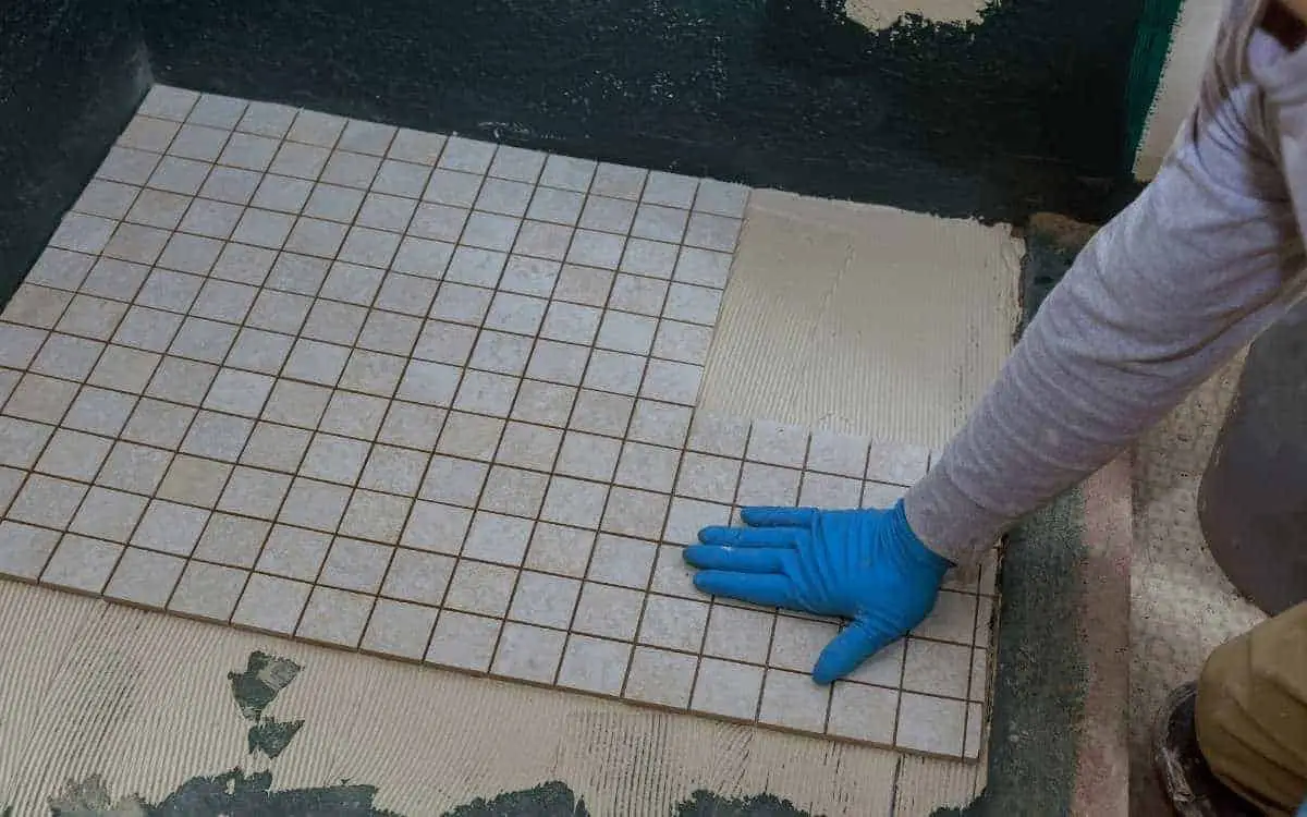 how long does it take to tile a bathroom floor