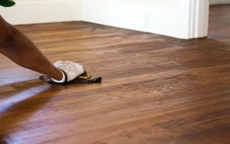 repair gouge in engineered wood floor